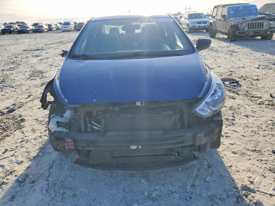 Photo 5 from auction – 2017 HYUNDAI ACCENT with VIN KMHCT4AE2HU322127
