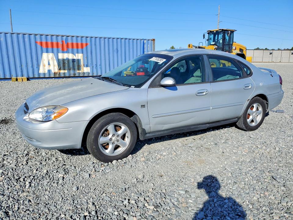 FORD TAURUS SES 2003 with VIN 1FAFP55SX3A154720 - Photo from auction