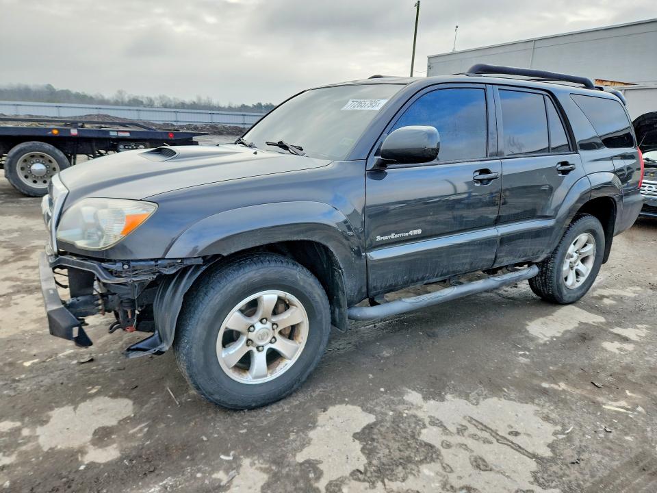 TOYOTA 4RUNNER SR 2006 with VIN JTEBU14R768068443 - Photo from auction