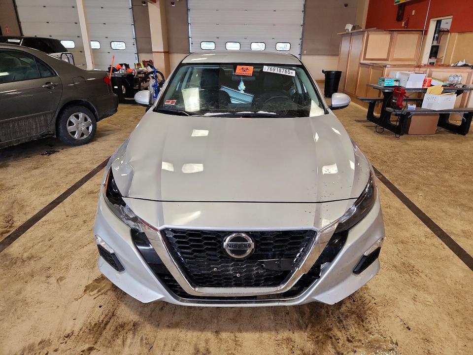 Photo 5 from auction – 2022 NISS ALTIMA with VIN 1N4BL4BV1NN308682