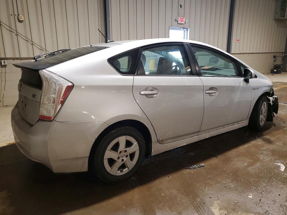 Photo 3 from auction – 2011 TOYOTA PRIUS with VIN JTDKN3DU9B0274907
