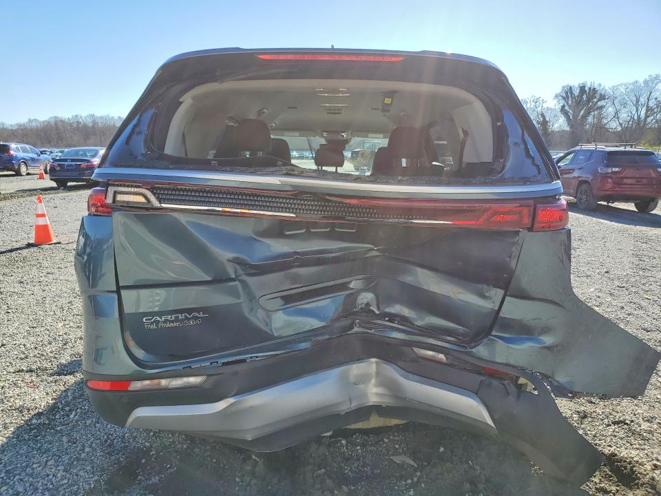 Photo 6 from auction – 2024 KIA CARNIVAL with VIN KNDNC5H35R6448639