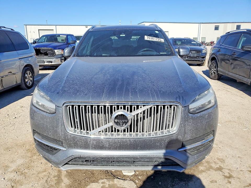 Photo 5 from auction – 2016 VOLVO XC90 T8 with VIN YV4BC0PL8G1091696