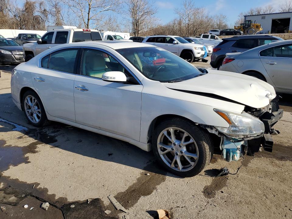 Photo 4 from auction – 2012 NISSAN MAXIMA with VIN 1N4AA5APXCC850219