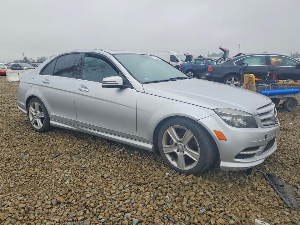 Photo 4 from auction – 2011 MERCEDES-BENZ C with VIN WDDGF5EB3BR161872