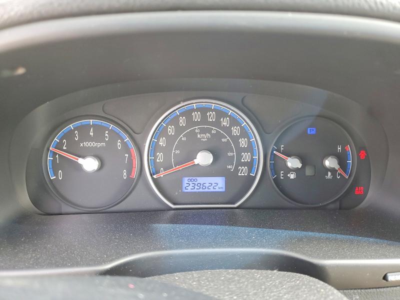 Foto 9 de la subasta – 2009 HYUNDAI SANTA FE con VIN 5NMSG13D09H285594
