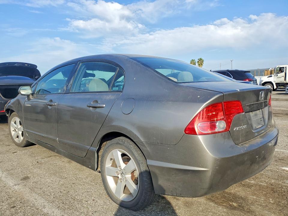 Photo 2 from auction – 2006 HONDA CIVIC with VIN JHMFA16826S005447