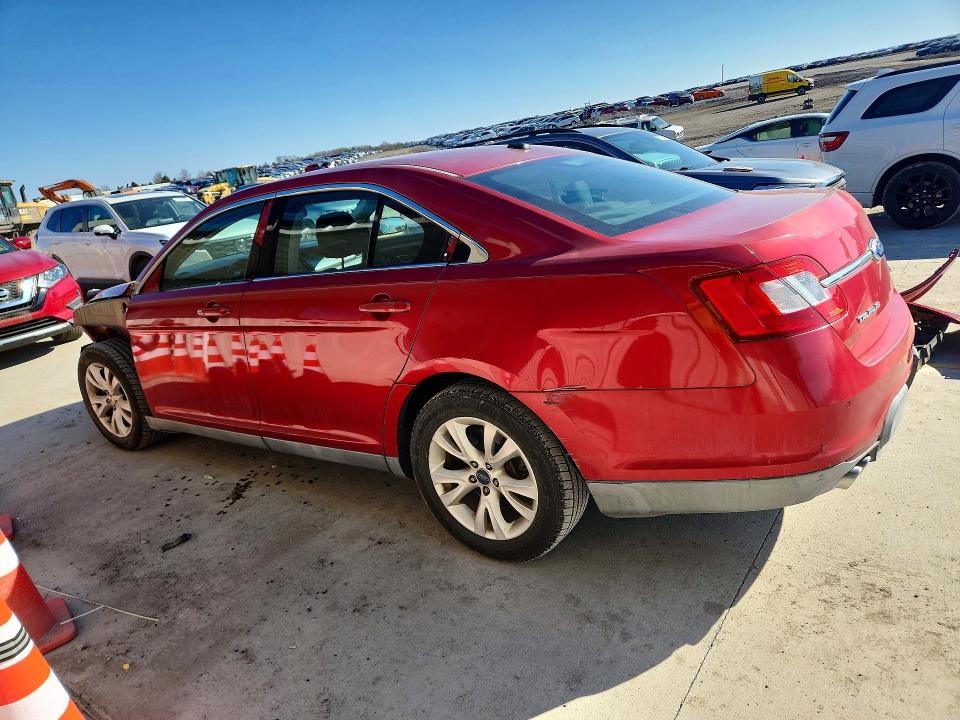 Photo 2 from auction – 2011 FORD TAURUS SEL with VIN 1FAHP2EW3BG166892