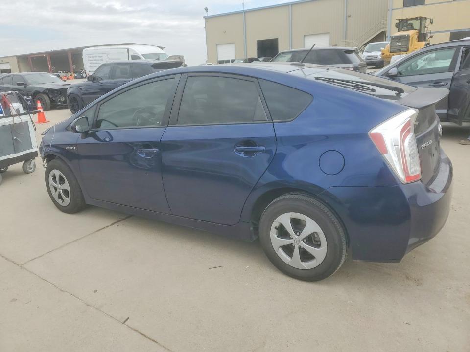 Photo 2 from auction – 2013 TOYOTA PRIUS with VIN JTDKN3DU3D1733345