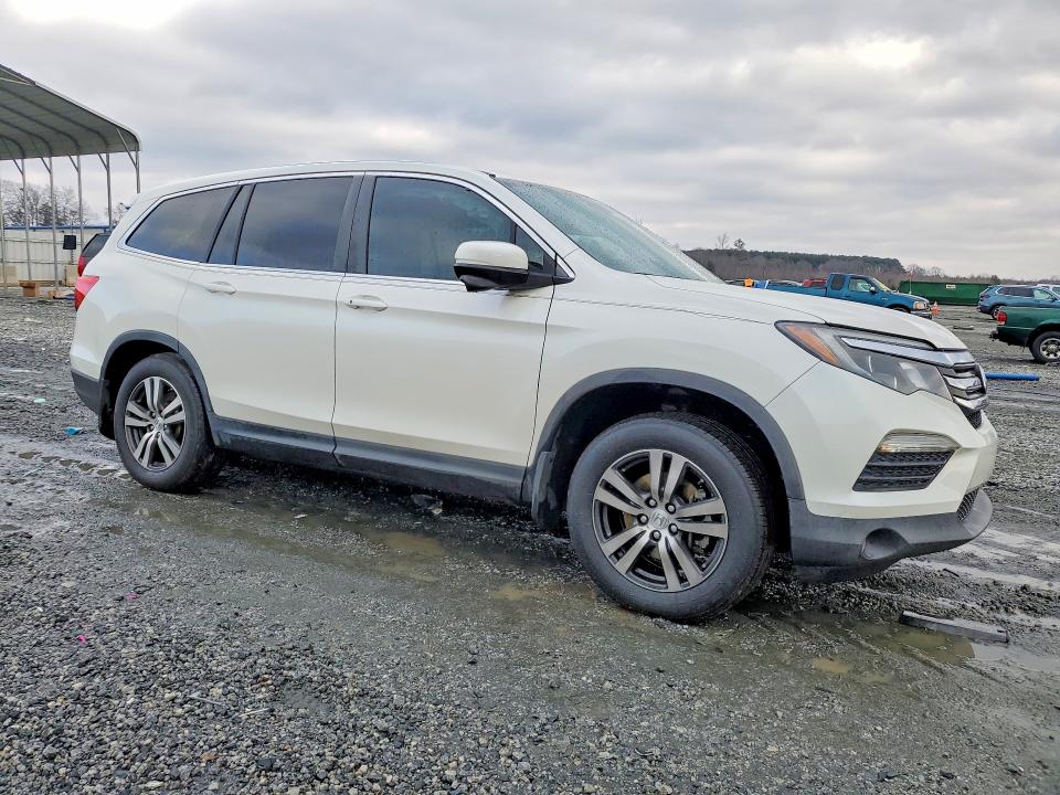 Photo 4 from auction – 2016 HONDA PILOT with VIN 5FNYF5H74GB012874