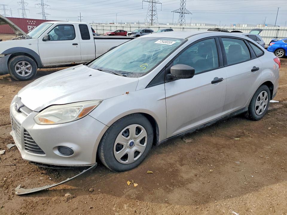 FORD FOCUS 2014 with VIN 1FADP3E22EL369351 - Photo from auction