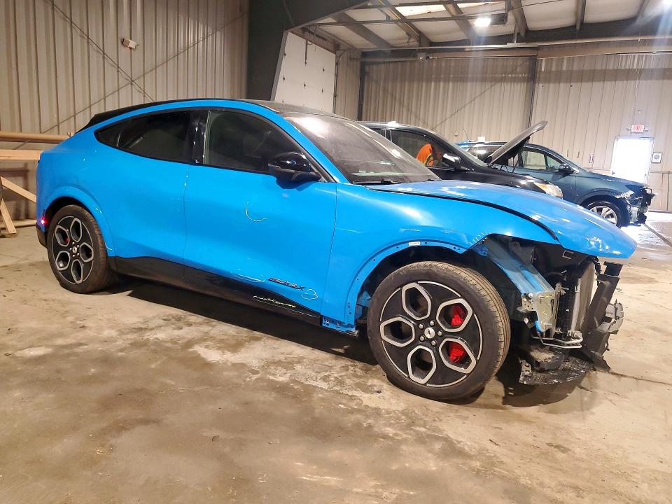 Photo 4 from auction – 2022 FORD MUSTANG MA with VIN 3FMTK4SE8NMA05129