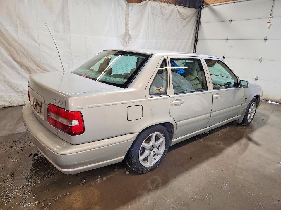 صورة رقم 3 من المزاد - 2000 VOLVO S70 مع VIN YV1LS61J3Y2641879