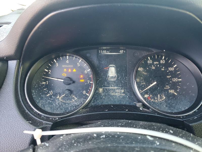 Photo 9 from auction – 2017 NISS ROGUE with VIN JN8AT2MT8HW391939