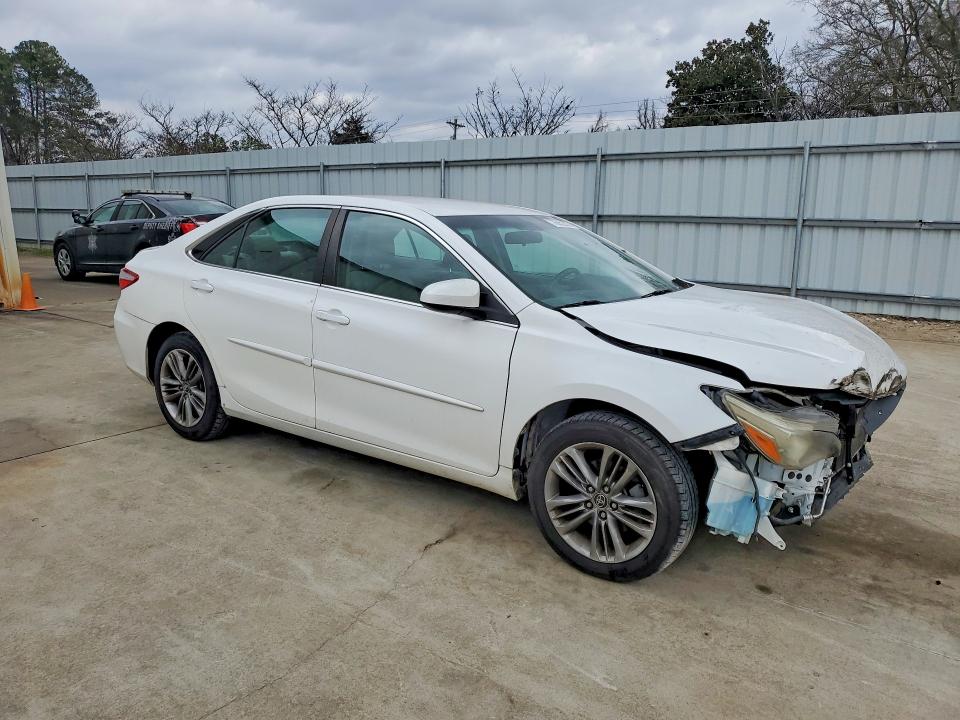 Photo 4 from auction – 2015 TOYOTA CAMRY with VIN 4T1BF1FK4FU020822