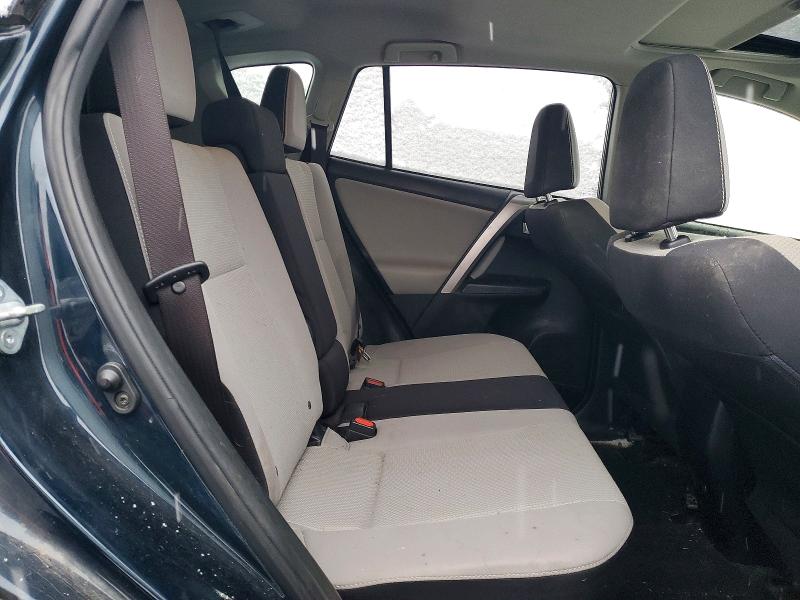 Photo 11 from auction – 2017 TOYOTA RAV4 XLE with VIN JTMRFREV6HD216177