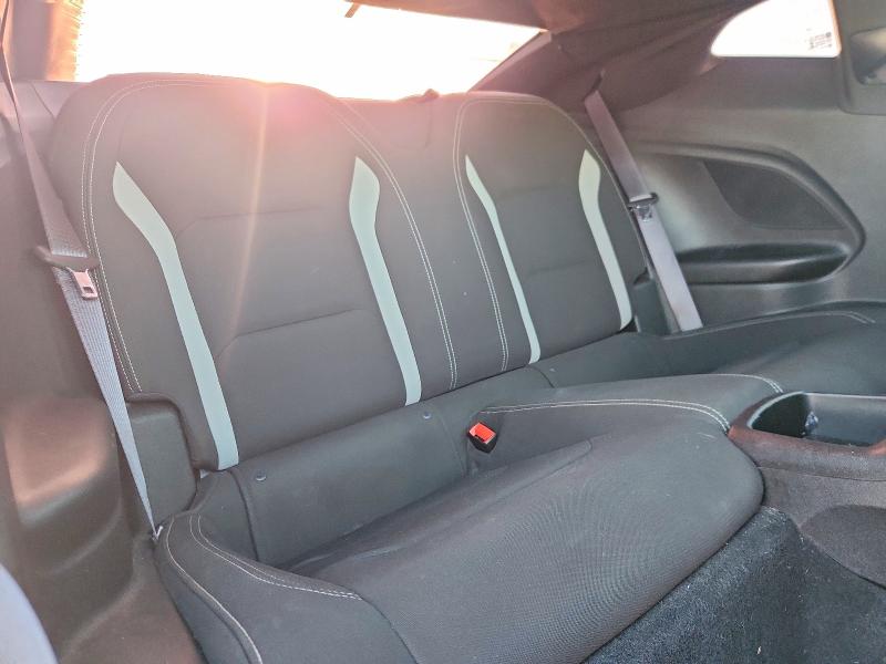 Photo 10 from auction – 2017 CHEVROLET CAMARO with VIN 1G1FB1RS1H0164540