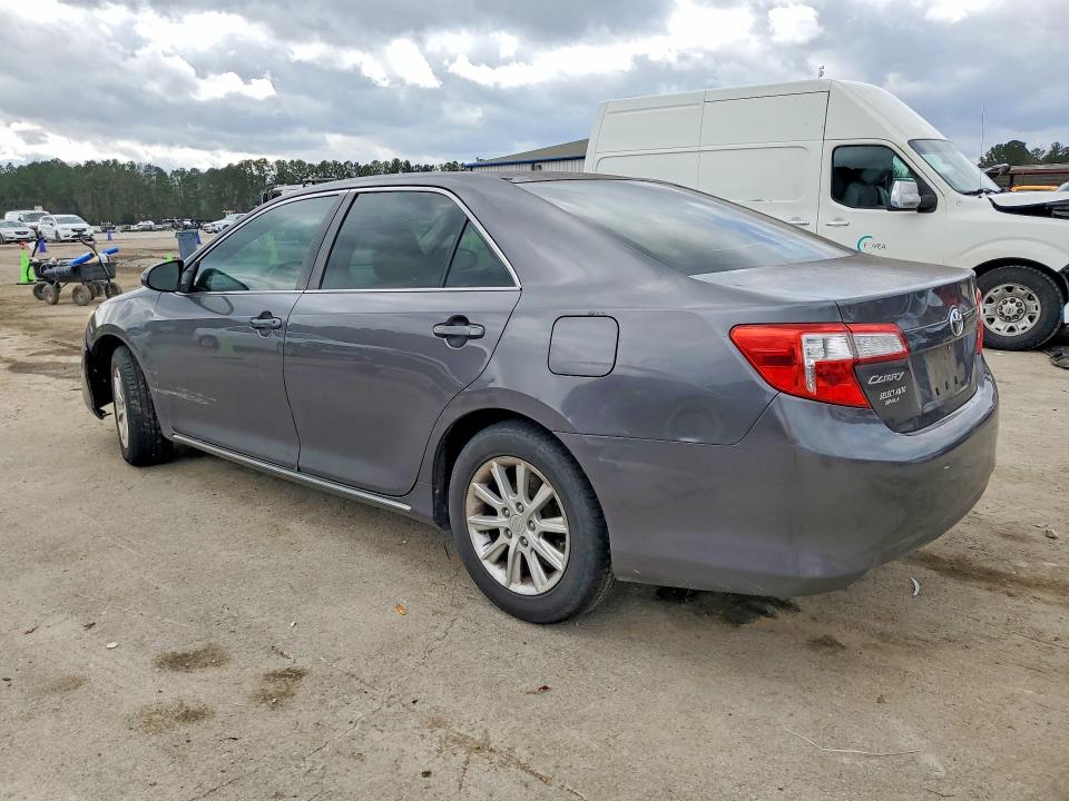 Photo 2 from auction – 2012 TOYOTA CAMRY with VIN 4T4BF1FK9CR176937