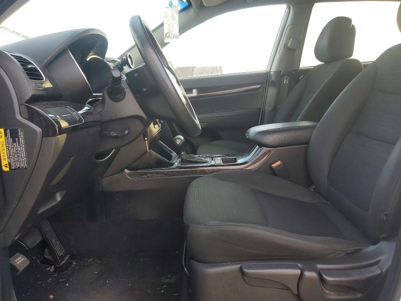 Photo 7 from auction – 2015 KIA SORENTO LX with VIN 5XYKT3A64FG615013