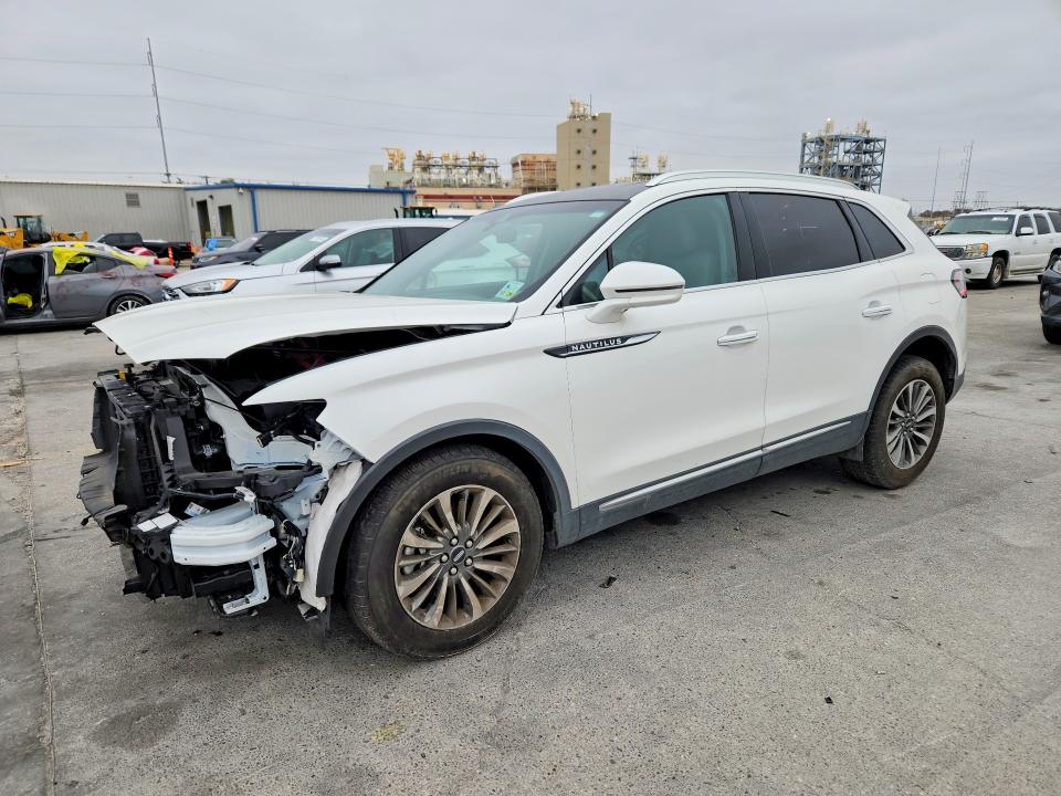 LINCOLN NAUTILUS 2020 with VIN 2LMPJ6K97LBL28190 - Photo from auction