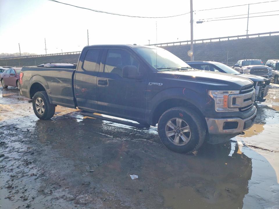 Photo 4 from auction – 2018 FORD F150 SUPER with VIN 1FTEX1E52JKD89371