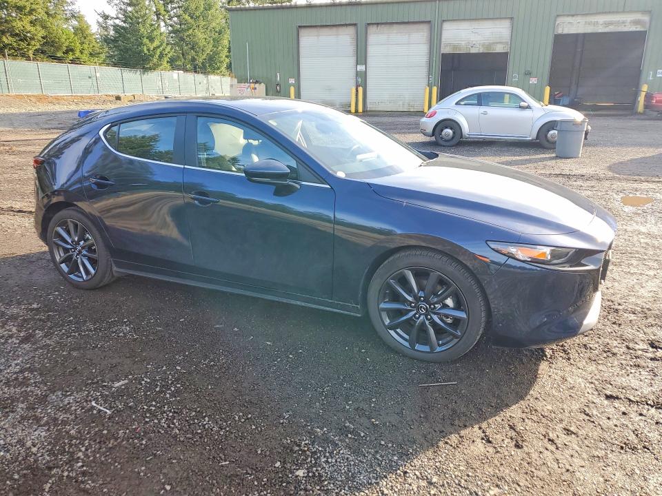 صورة رقم 4 من المزاد - 2019 MAZDA 3 PREFERRE مع VIN JM1BPBMM6K1123392