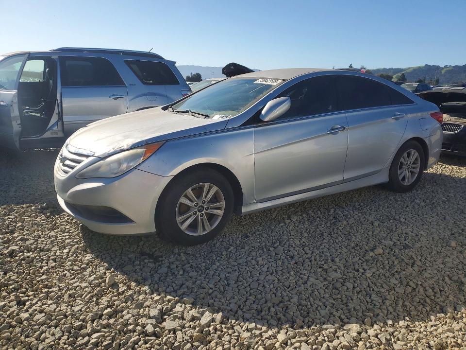 HYUNDAI SONATA GLS 2014 with VIN 5NPEB4AC4EH888875 - Photo from auction