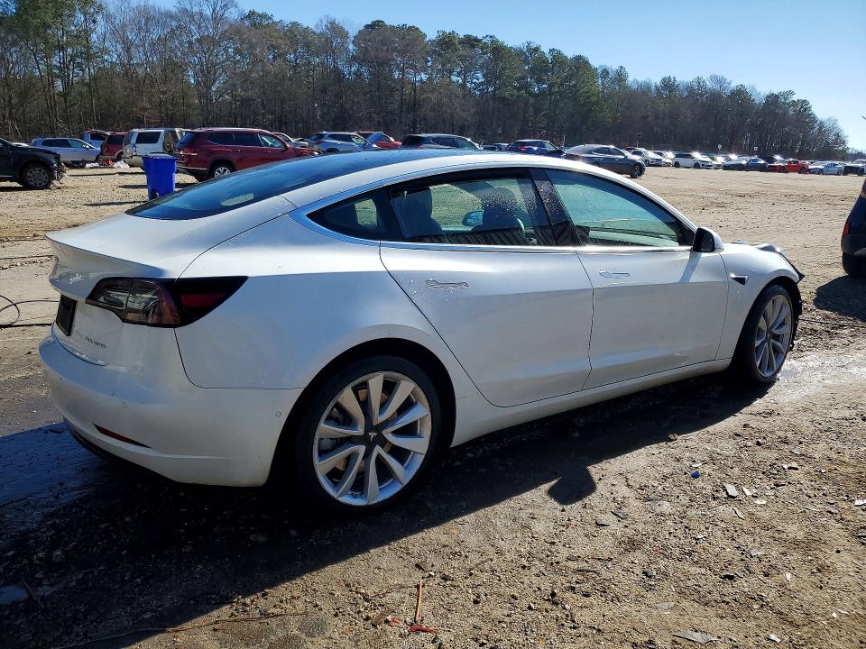 Photo 3 from auction – 2020 TESLA MODEL 3 with VIN 5YJ3E1EB6LF787640