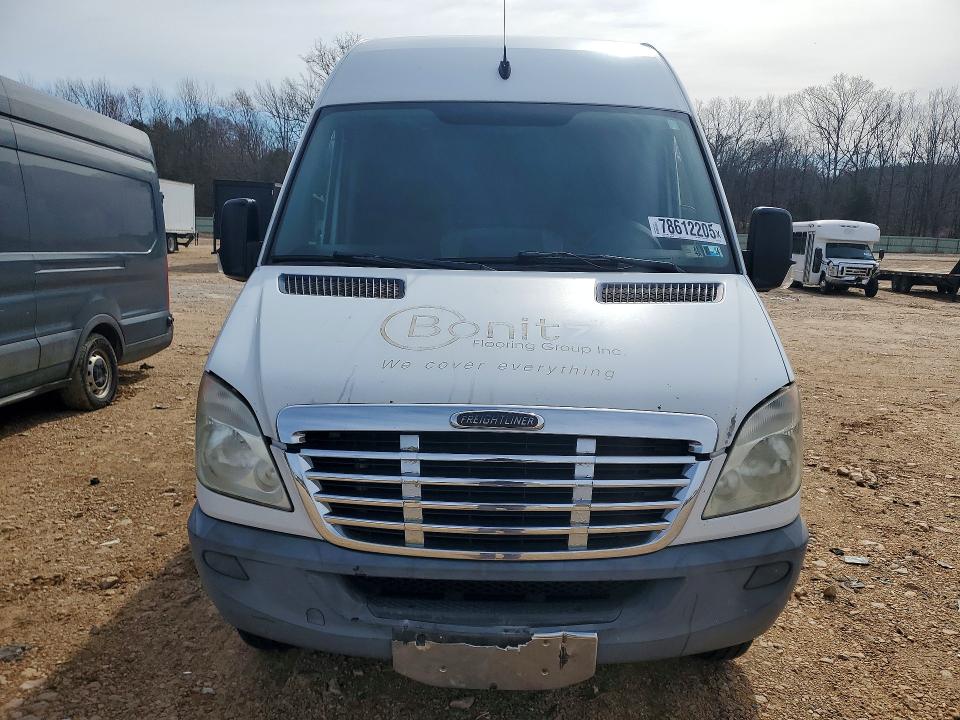 Photo 5 from auction – 2011 FREIGHTLINER SPRINTER with VIN WDYPF1CCXB5519320