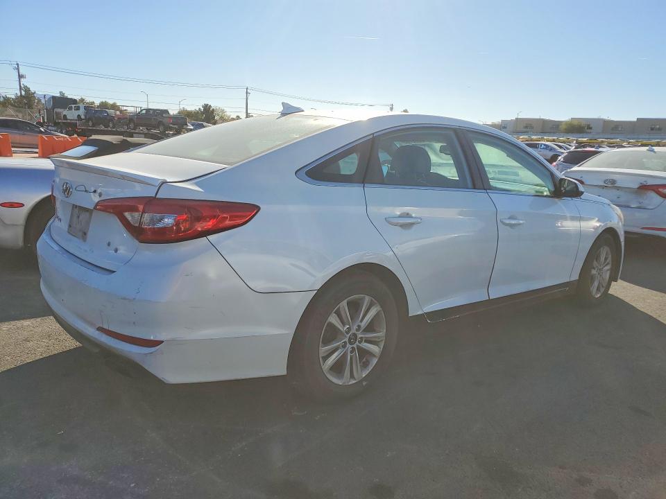 Photo 3 from auction – 2016 HYUNDAI SONATA with VIN 5NPE24AF8GH334980