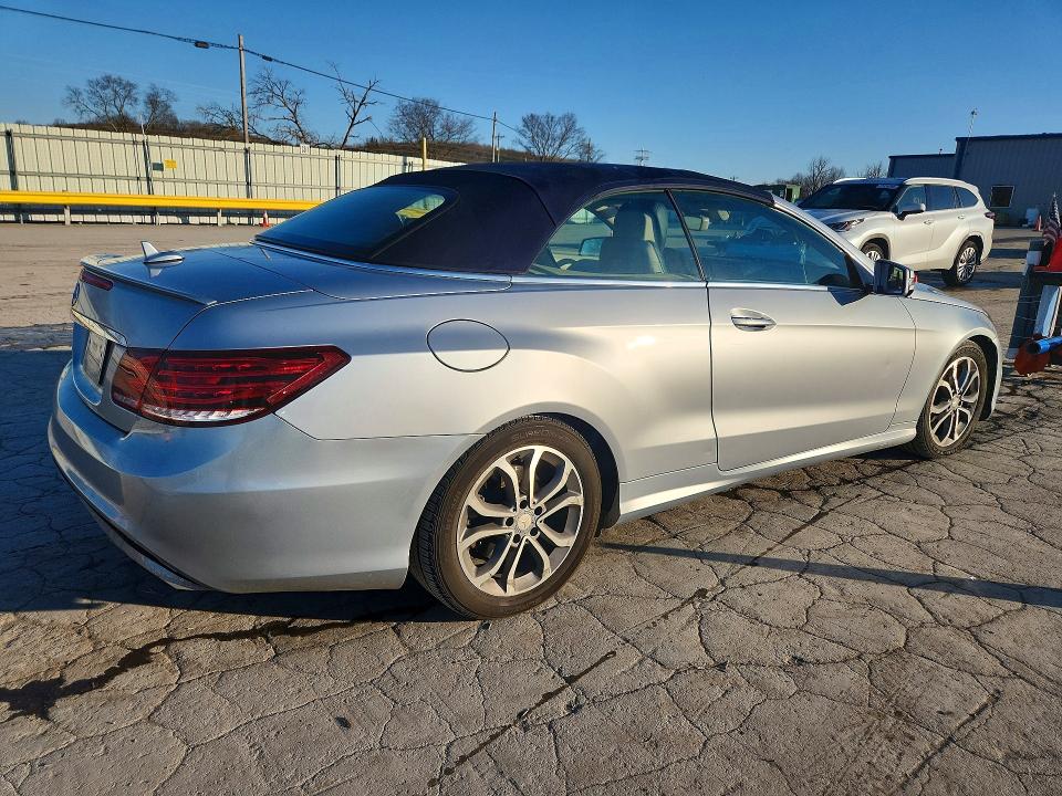 Photo 3 from auction – 2017 MERCEDES-BENZ E with VIN WDDKK6FF6HF359532