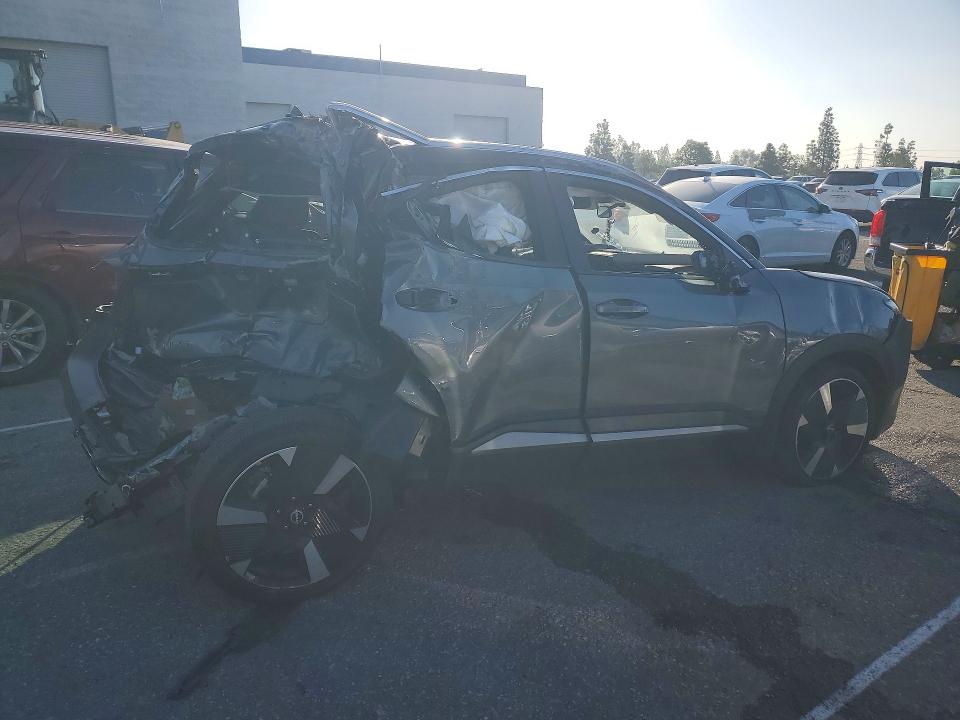 Photo 3 from auction – 2025 NISSAN KICKS with VIN 3N8AP6DC0SL359849