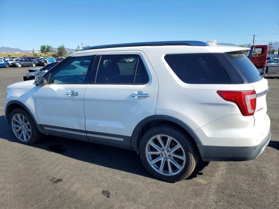 Photo 2 from auction – 2017 FORD EXPLORER with VIN 1FM5K8F84HGC15102