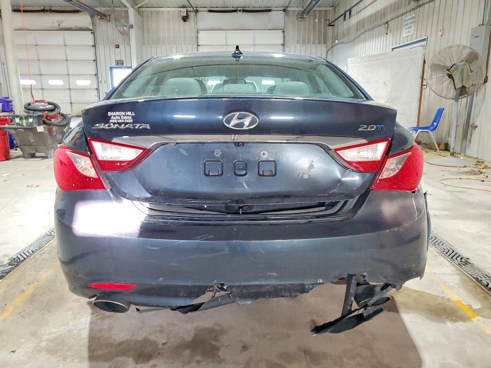 Photo 6 from auction – 2013 HYUNDAI SONATA SE with VIN 5NPEC4AB6DH779630