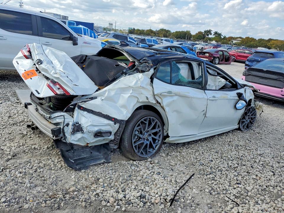 Photo 3 from auction – 2025 TOYOTA CAMRY with VIN 4T1DAACK1SU054934