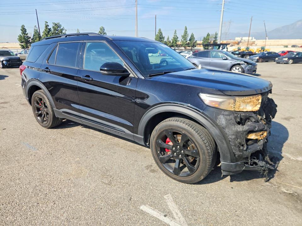 Photo 4 from auction – 2023 FORD EXPLORER with VIN 1FM5K8GC5PGB77834