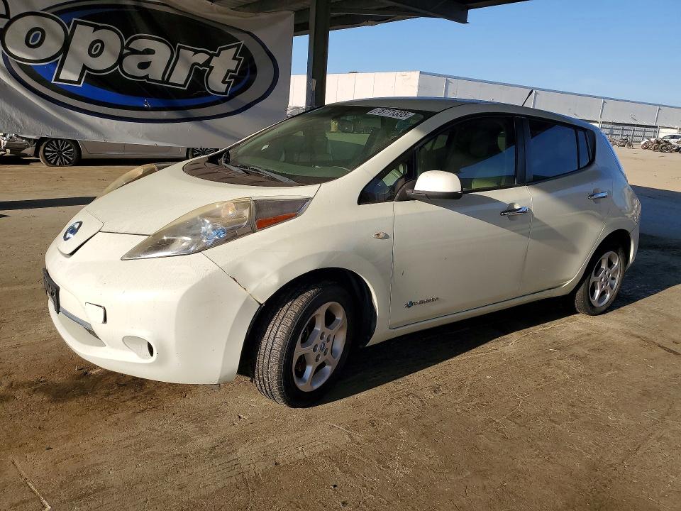 NISSAN LEAF SV 2012 with VIN JN1AZ0CP8CT025026 - Photo from auction