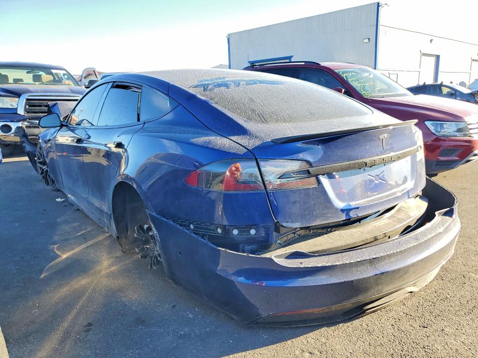 Photo 2 from auction – 2021 TESLA MODEL S with VIN 5YJSA1E58MF430138