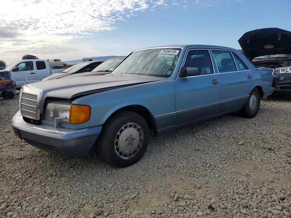 MERCEDES-BENZ 560 SEL 1990 with VIN WDBCA39E2LA550744 - Photo from auction
