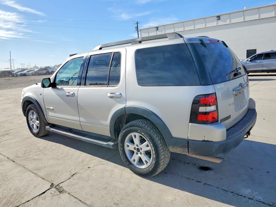 Photo 2 from auction – 2007 FORD EXPLORER X with VIN 1FMEU73867UB50410