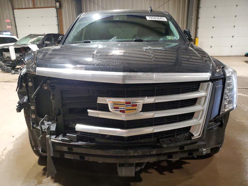 Photo 5 from auction – 2017 CADILLAC ESCALADE with VIN 1GYS4CKJ4HR408152