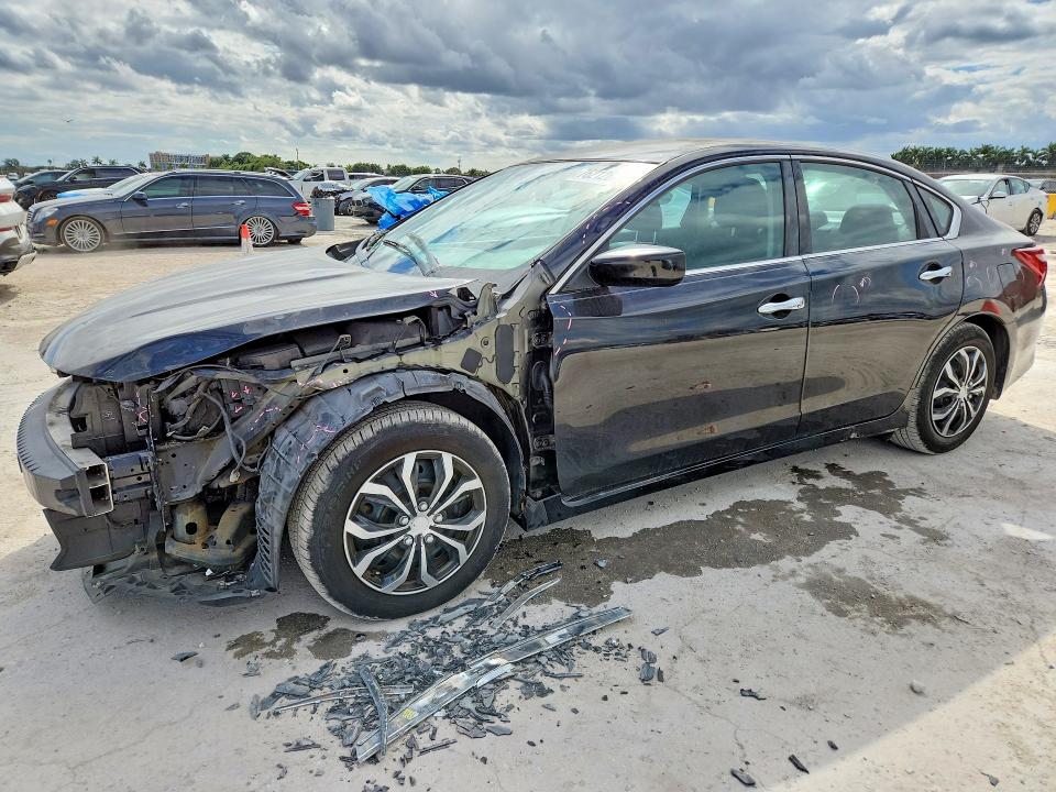 NISSAN ALTIMA 2.5 2018 with VIN 1N4AL3AP2JC226183 - Photo from auction