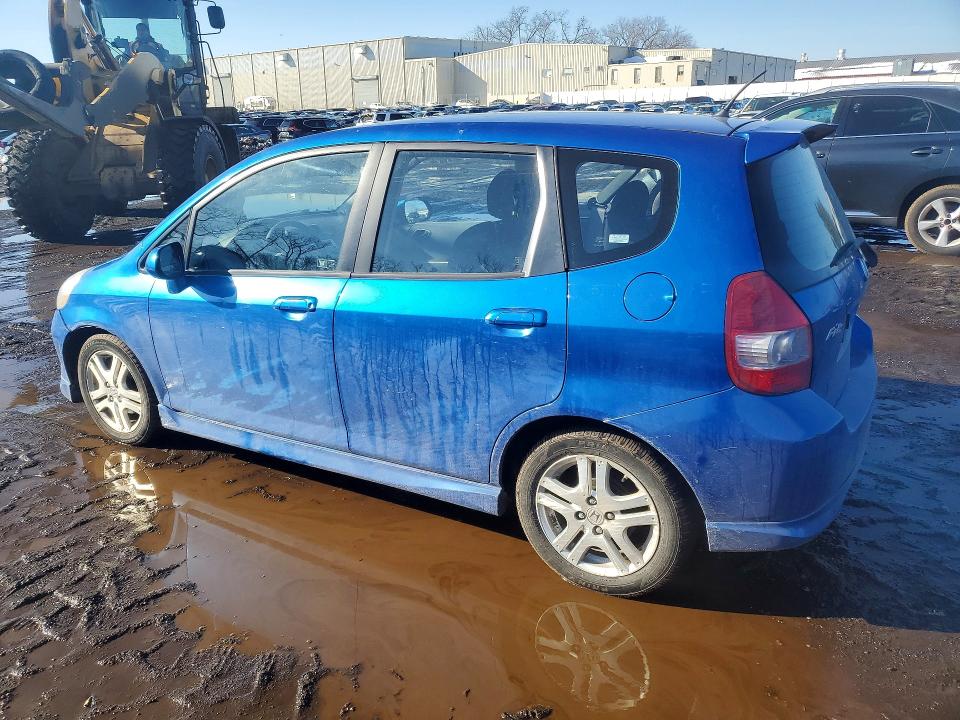 Photo 2 from auction – 2008 HONDA FIT with VIN JHMGD38628S035456