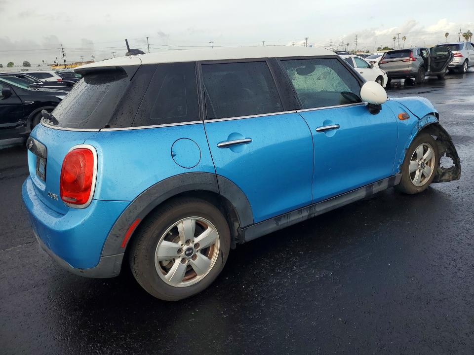 Photo 3 from auction – 2017 MINI COOPER with VIN WMWXU1C5XH2E18355