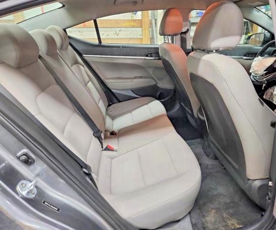 Photo 10 from auction – 2019 HYUNDAI ELANTRA with VIN 5NPD74LF3KH458450