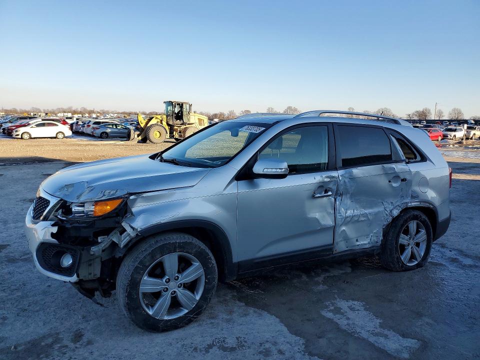 KIA SORENTO 2012 with VIN 5XYKUDA2XCG266130 - Photo from auction