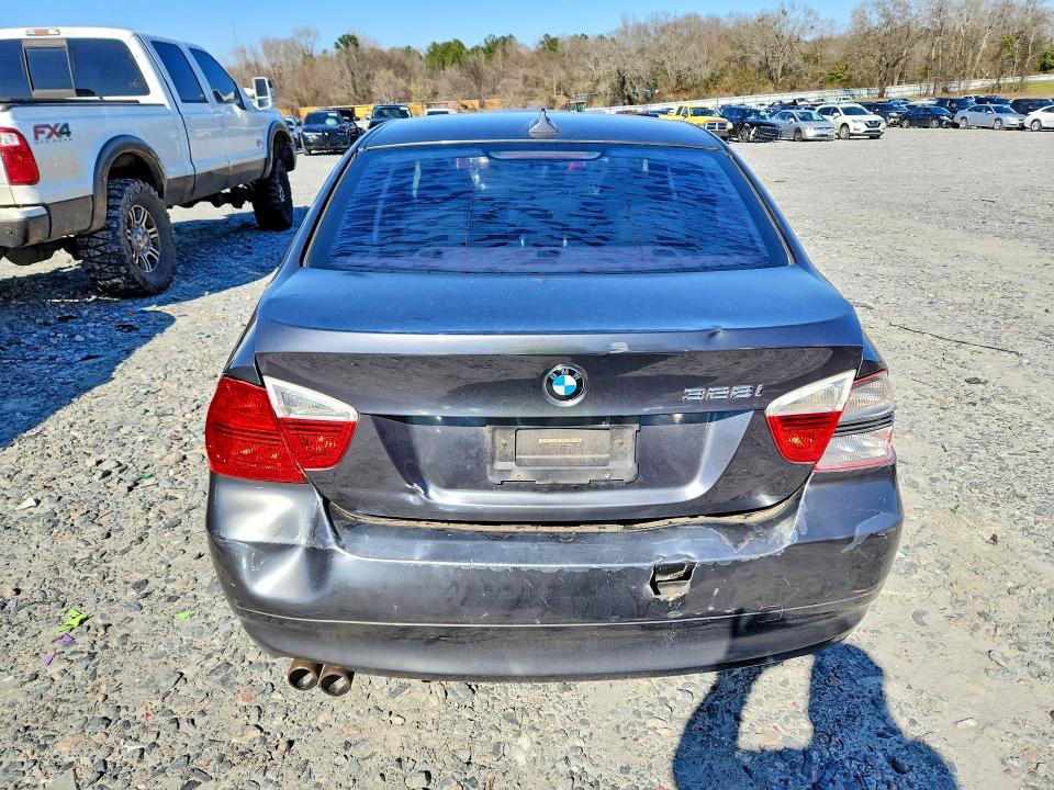 Photo 6 from auction – 2007 BMW 328 with VIN WBAVA335X7PV65611
