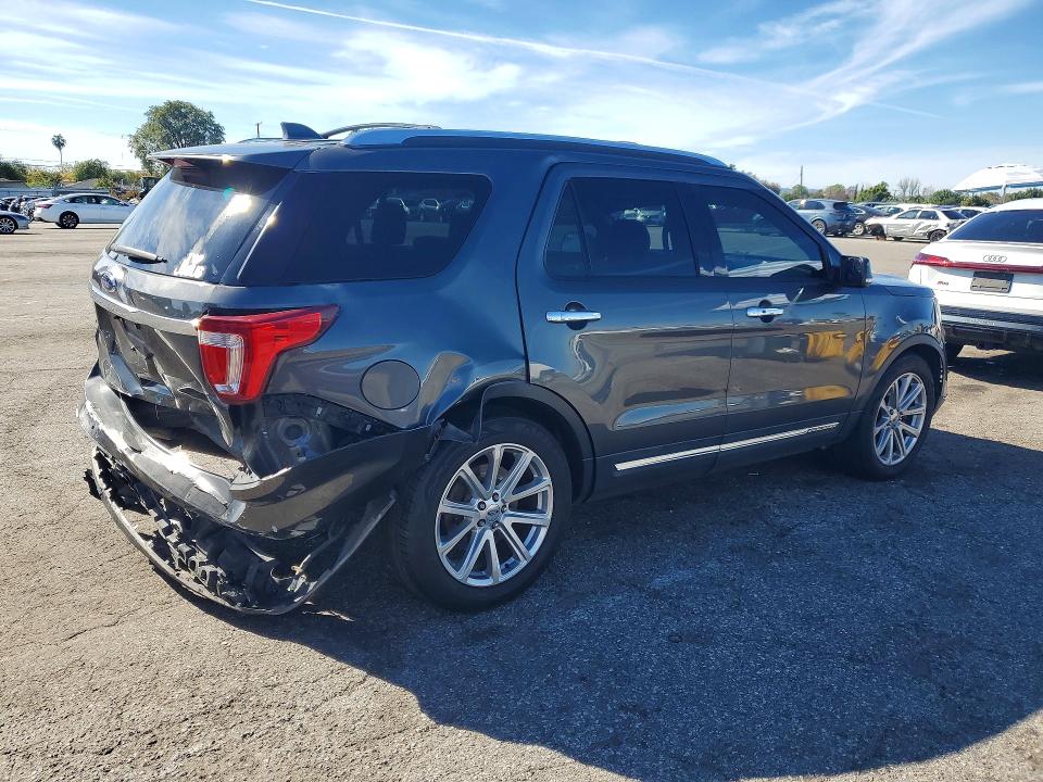 Photo 3 from auction – 2016 FORD EXPLORER with VIN 1FM5K7F88GGB64129