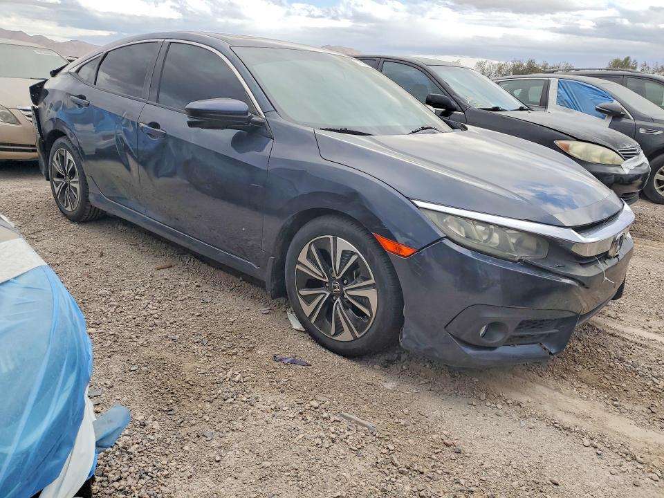 صورة رقم 4 من المزاد - 2016 HONDA CIVIC مع VIN 19XFC1F37GE017727