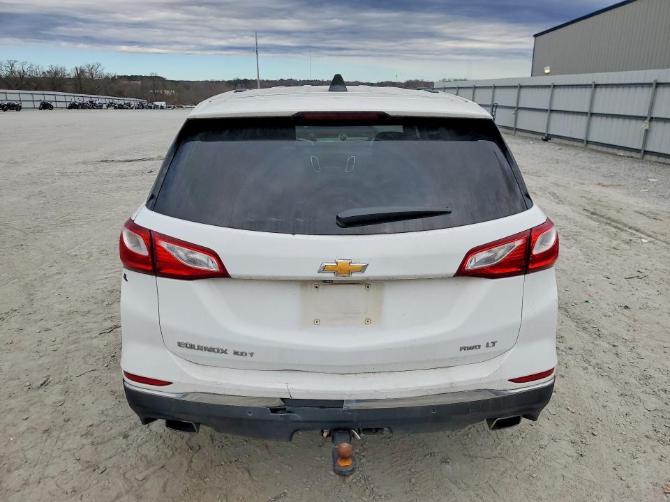 Photo 6 from auction – 2018 CHEVROLET EQUINOX LT with VIN 2GNAXTEX3J6198869